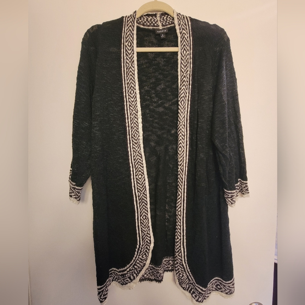 Torrid Black and White Open-Front Cardigan